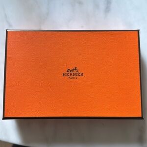 Hermes cardholder box